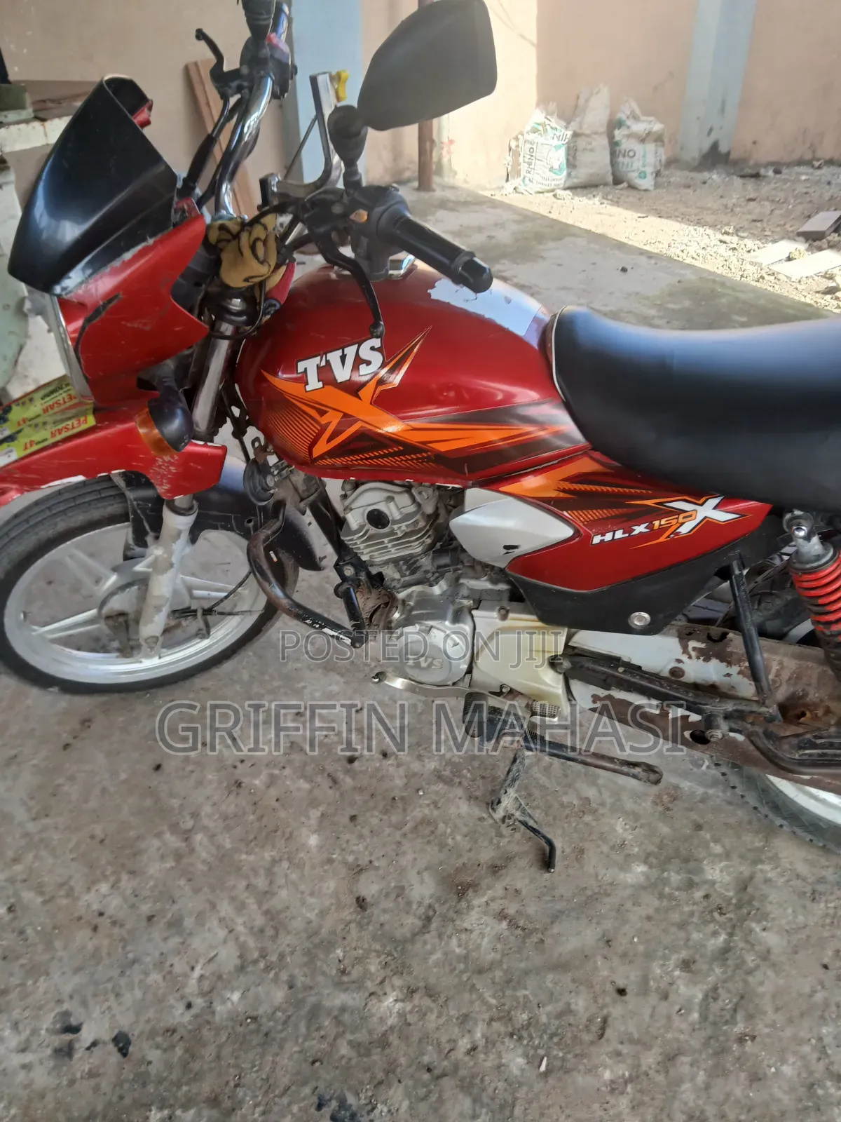 TVS HLX Plus ES 2024 Red