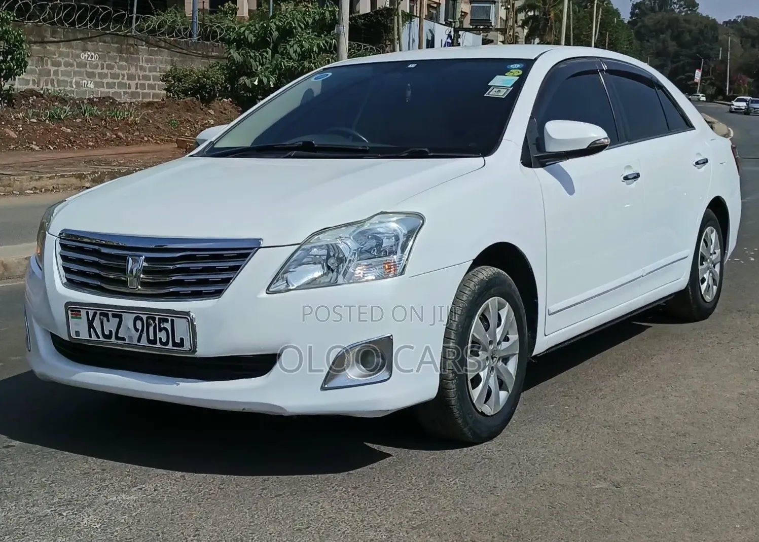 Toyota Premio 2014 White