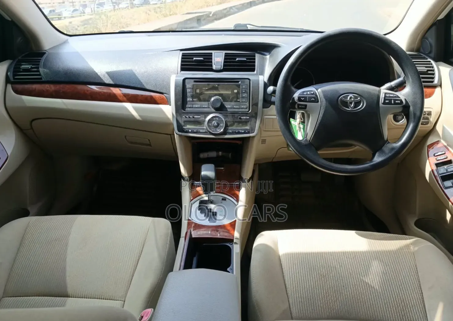 Toyota Premio 2014 White