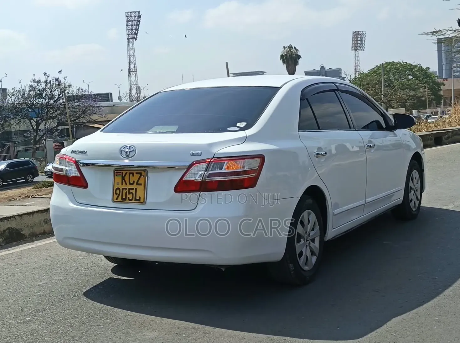 Toyota Premio 2014 White