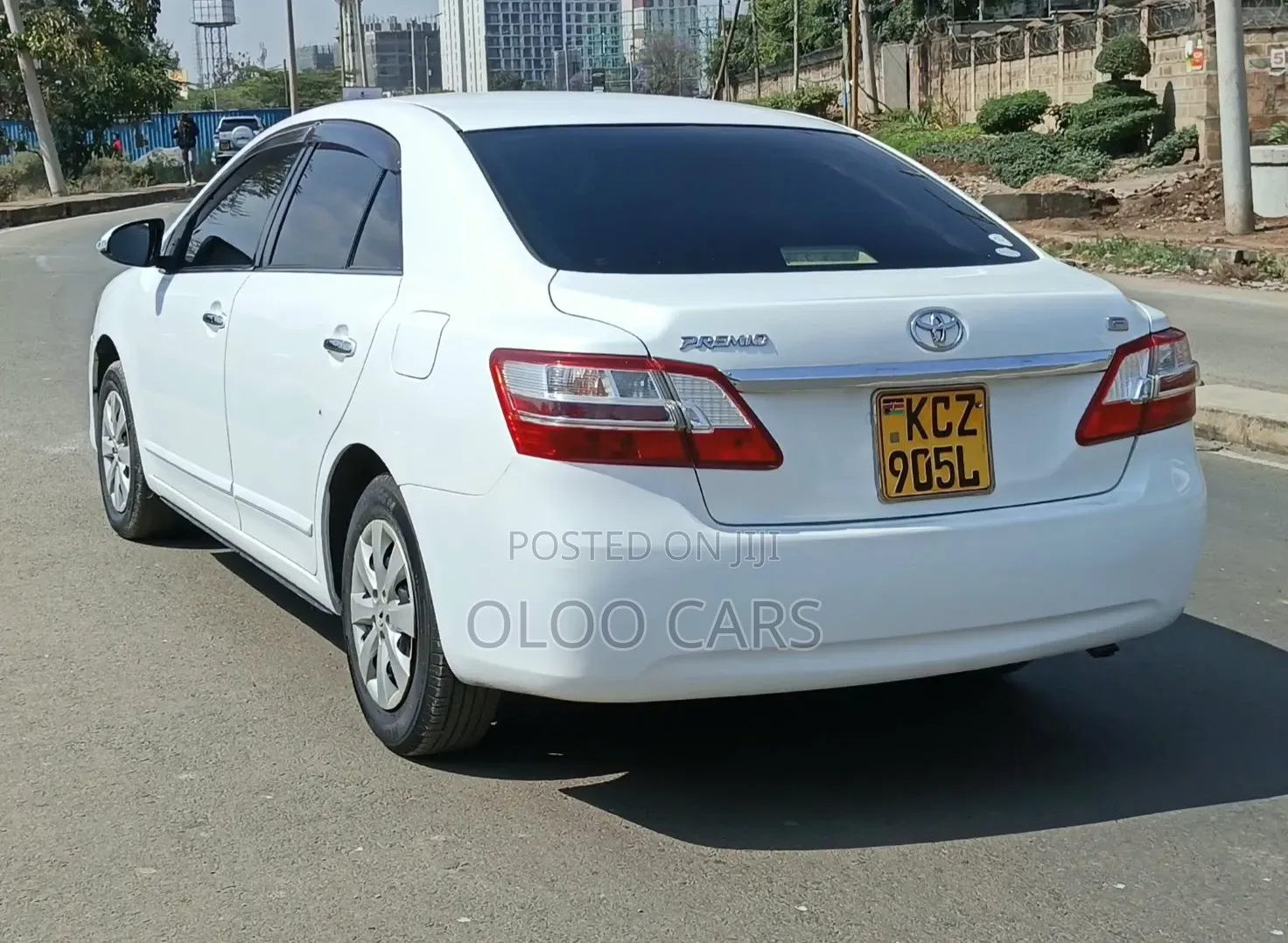 Toyota Premio 2014 White