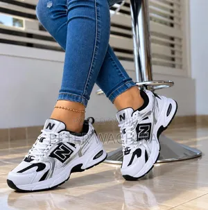 Lady Sneakers