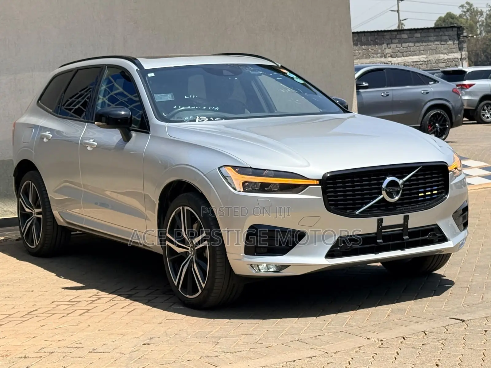 Volvo XC60 2020 Ivory