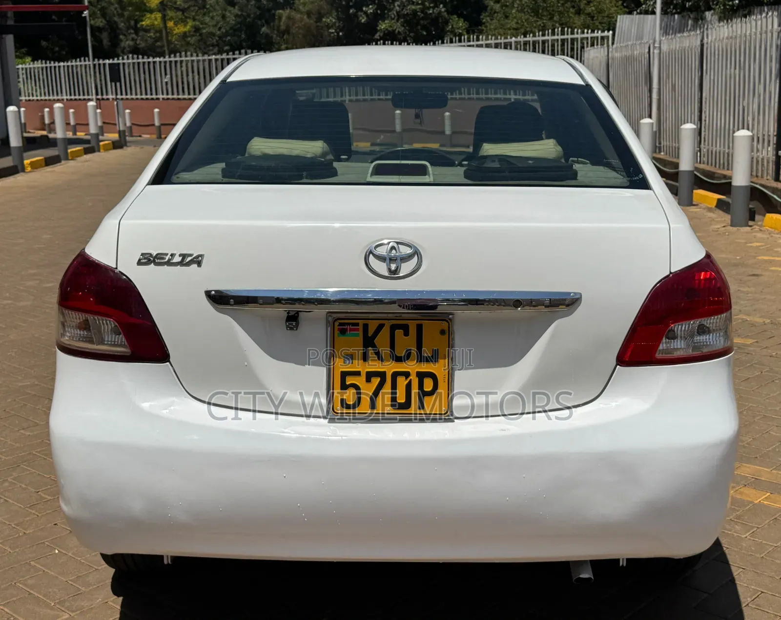 Toyota Belta 2010 White
