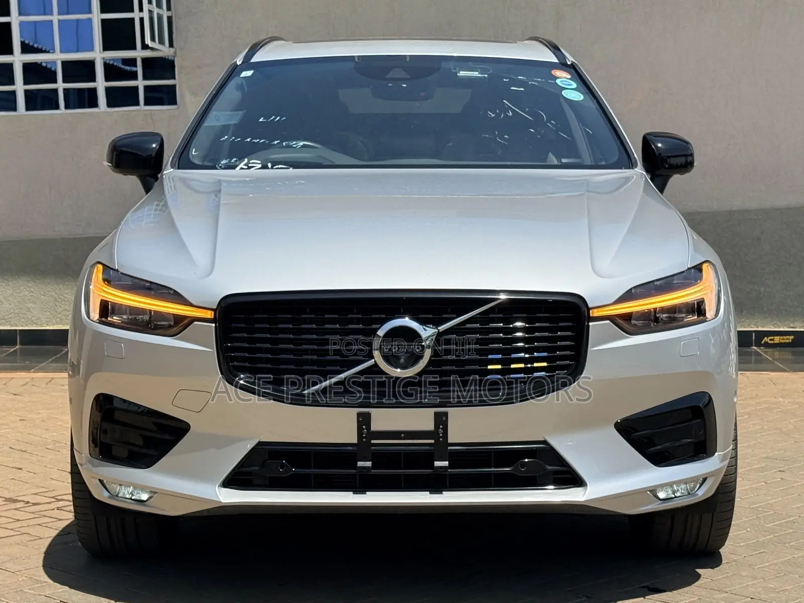 Volvo XC60 2020 Ivory