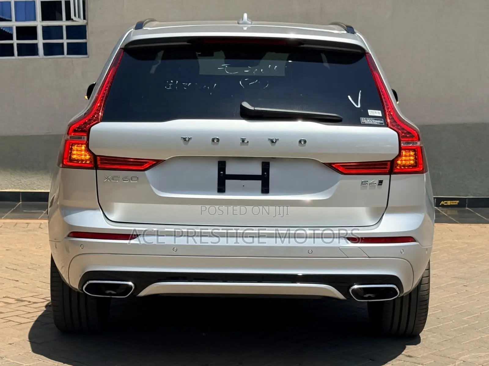 Volvo XC60 2020 Ivory