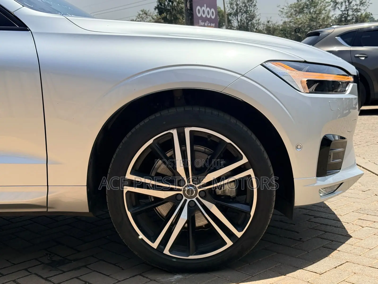 Volvo XC60 2020 Ivory