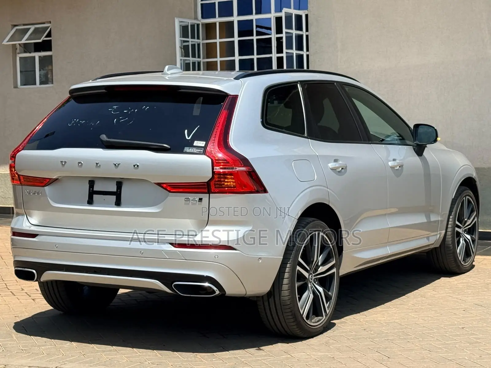 Volvo XC60 2020 Ivory