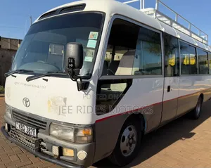 Toyota Coaster 2005 Silver