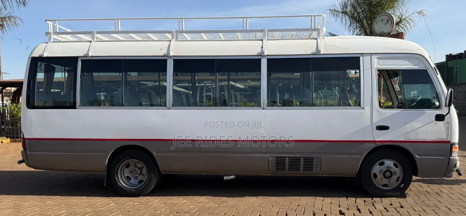 Toyota Coaster 2005 Silver