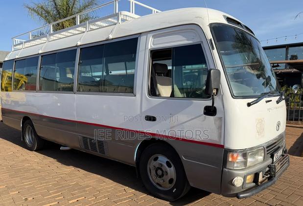Toyota Coaster 2005 Silver - thumbnail 10