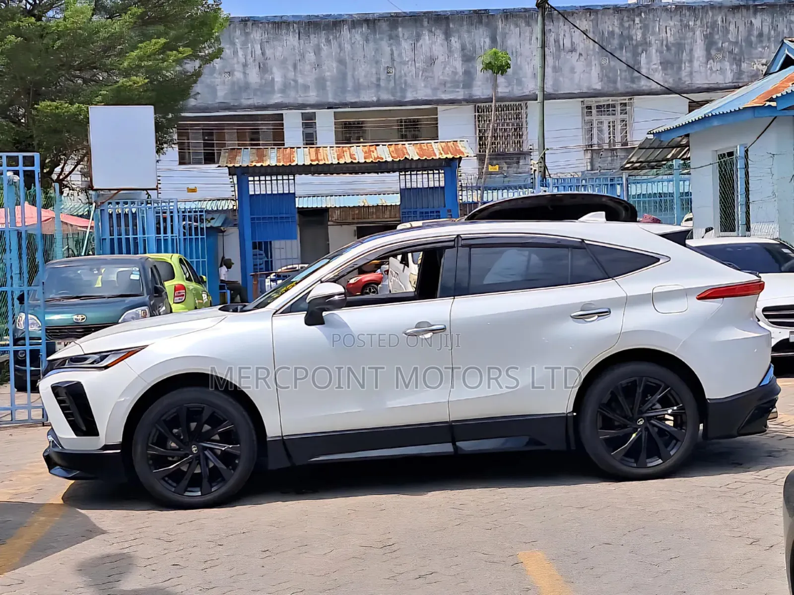 Toyota Harrier 2020 White