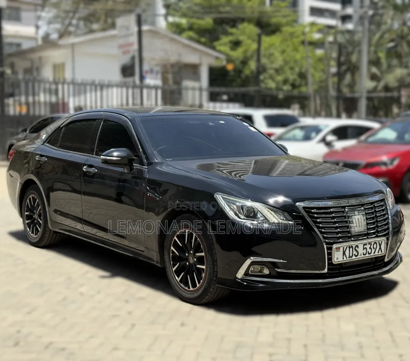 Toyota Crown 2016 Black
