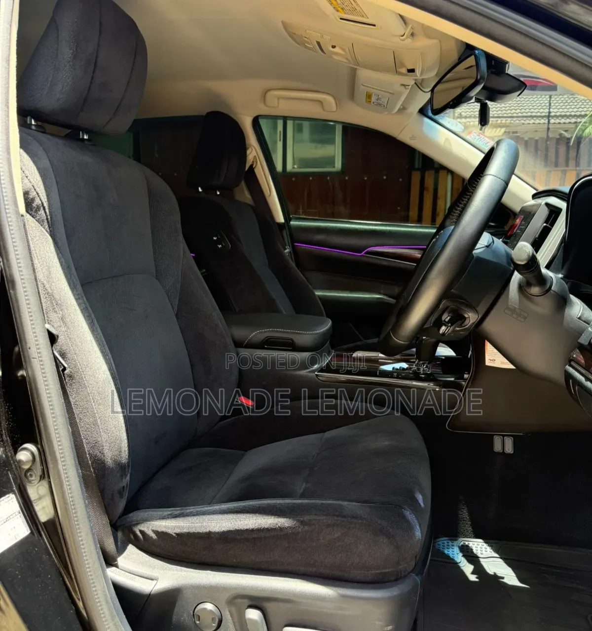 Toyota Crown 2016 Black