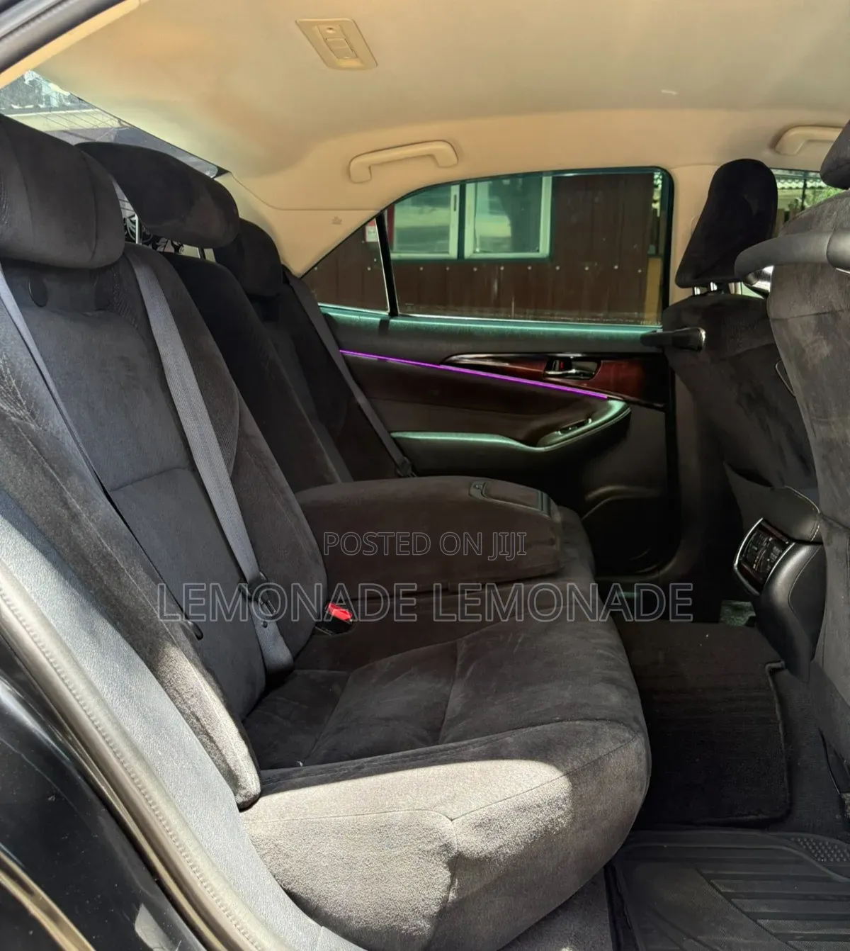 Toyota Crown 2016 Black