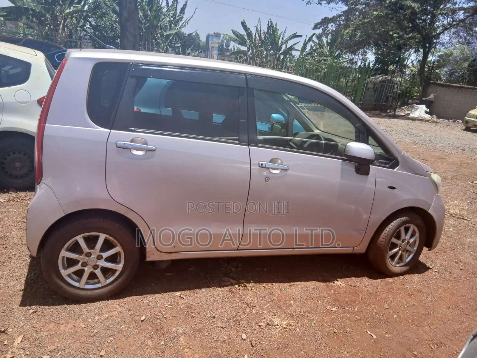 Daihatsu Move 2014 Silver
