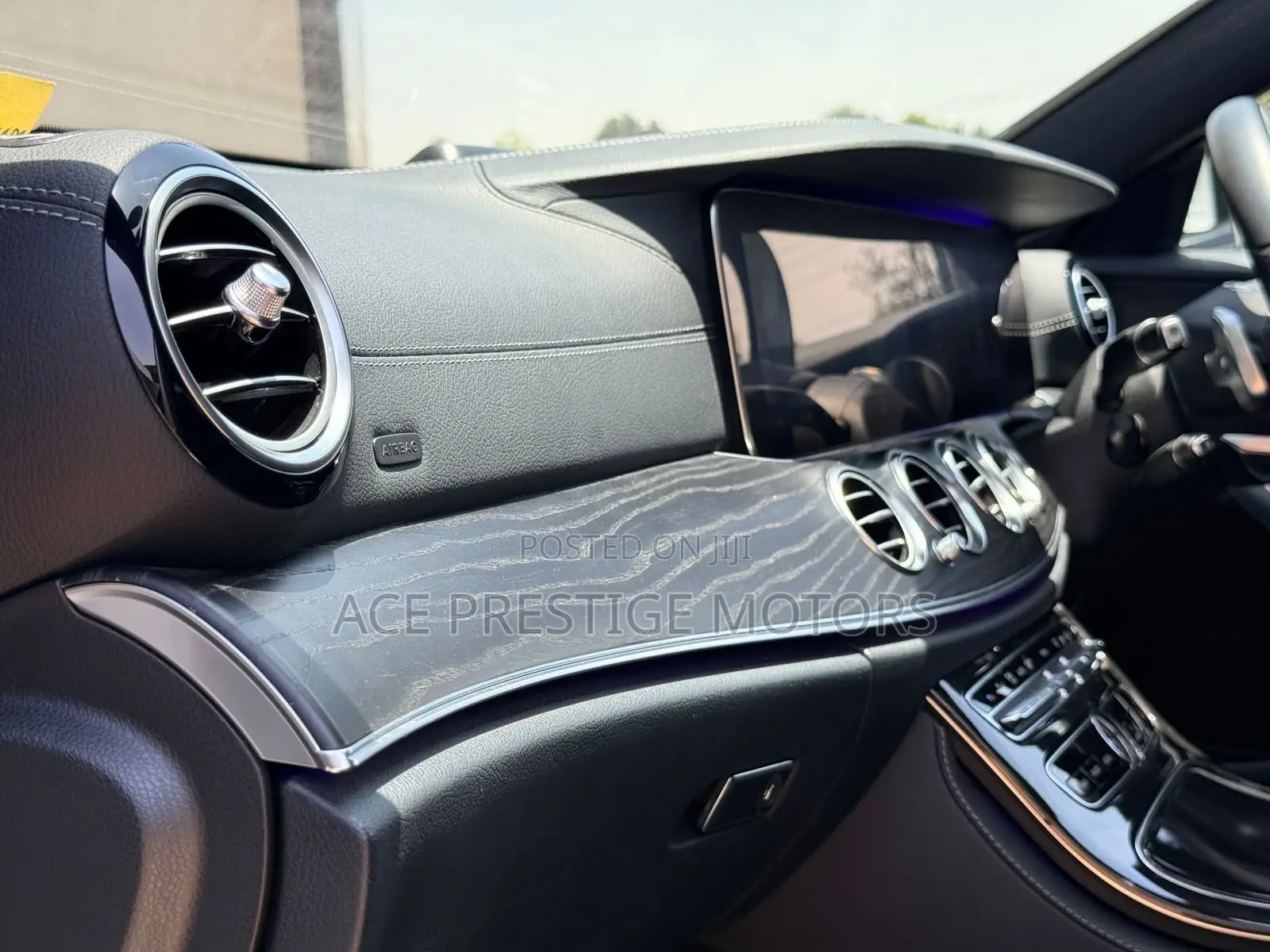 Mercedes-Benz E200 2019 Silver