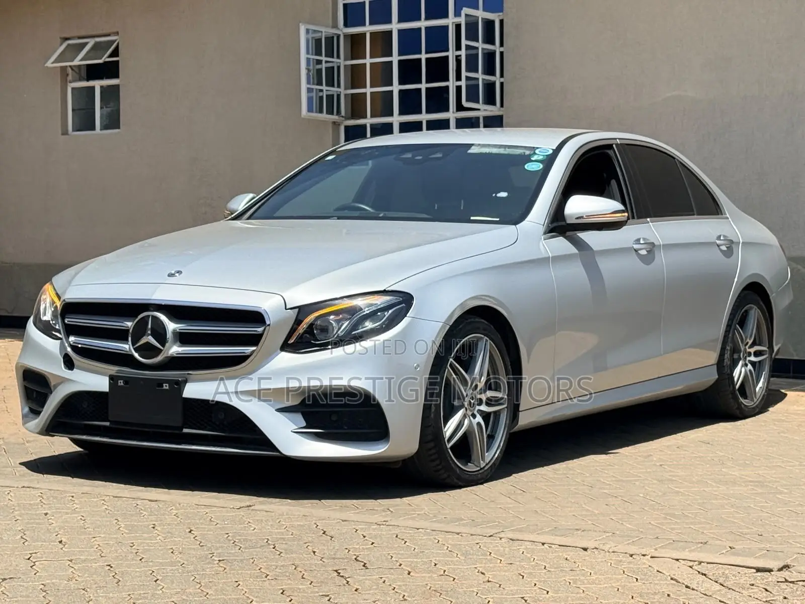 Mercedes-Benz E200 2019 Silver