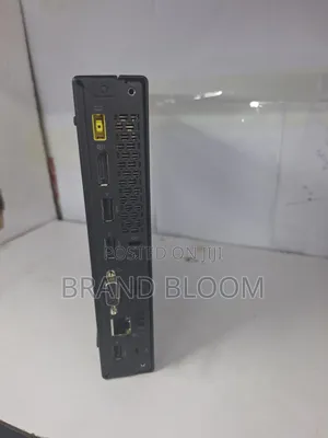Desktop Computer Lenovo 8GB Intel Core i3 HDD 500GB