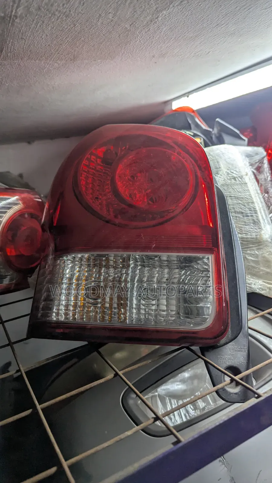 Toyota Porte 2015 Backlight
