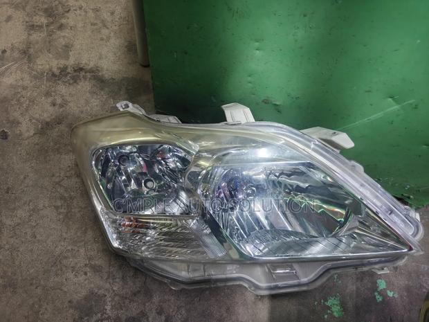 Toyota Premio 260 Non Xenon Headlight