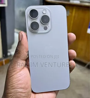 Apple iPhone 15 Pro 128 GB Silver