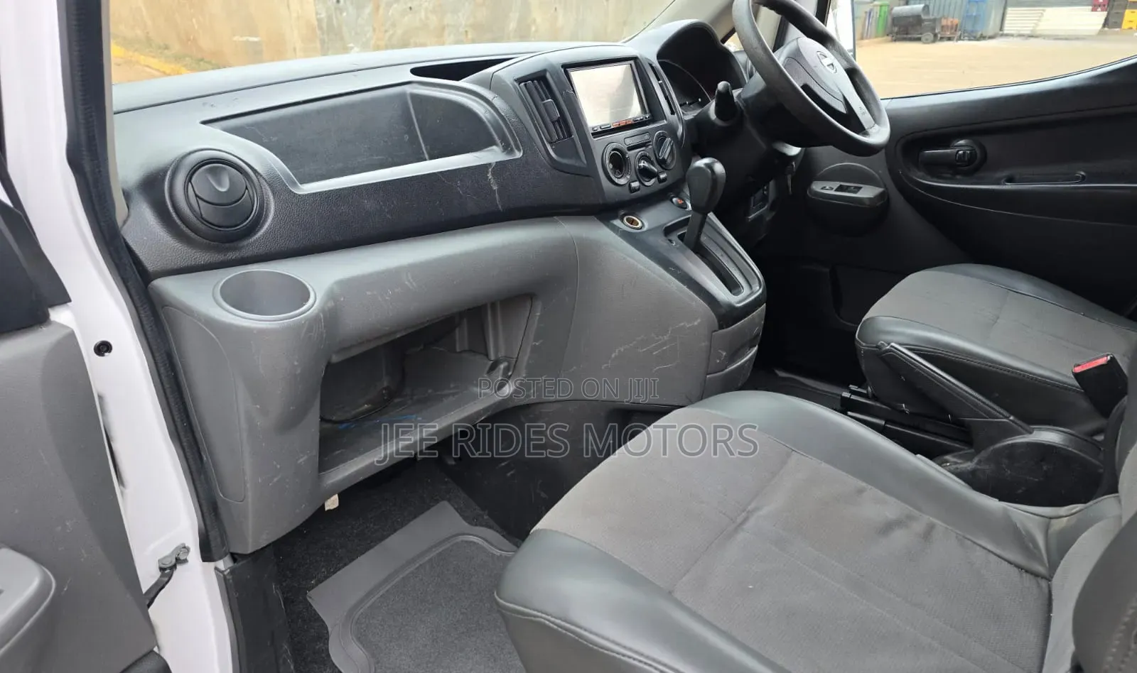 Nissan NV200 2013 White