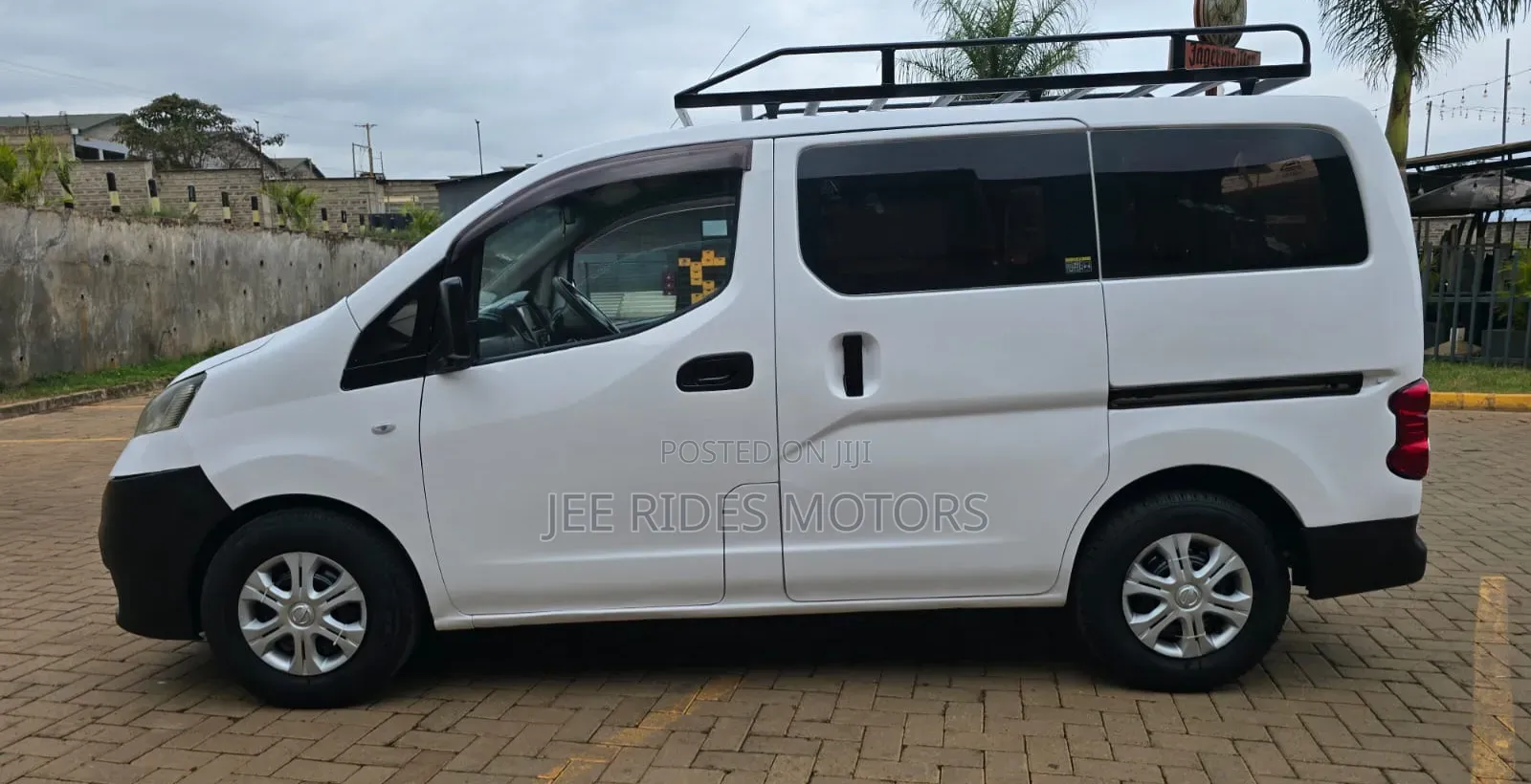 Nissan NV200 2013 White