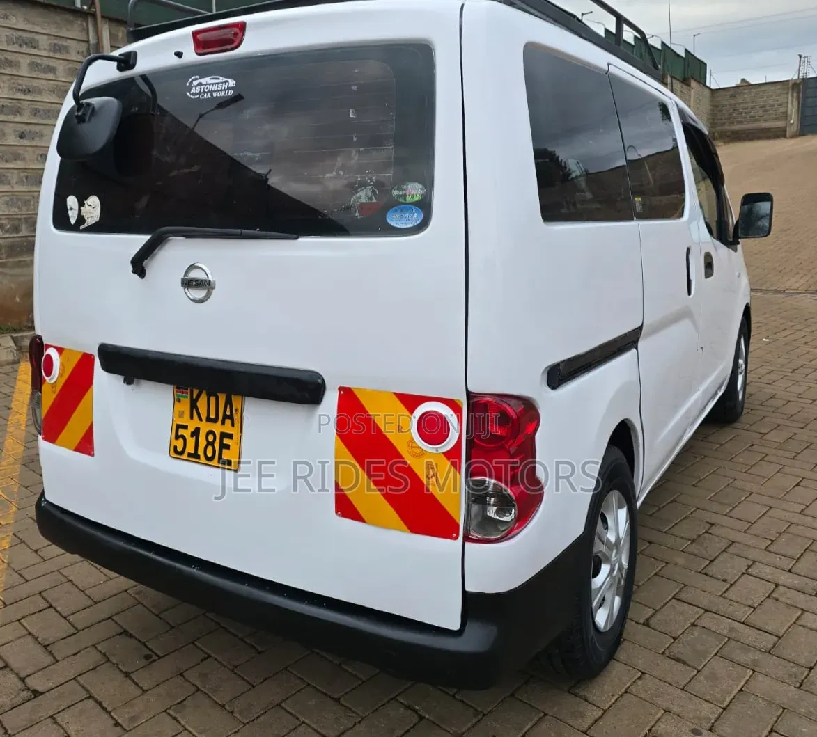 Nissan NV200 2013 White