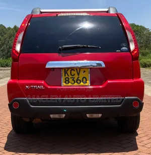 Nissan X-Trail 2012 Red