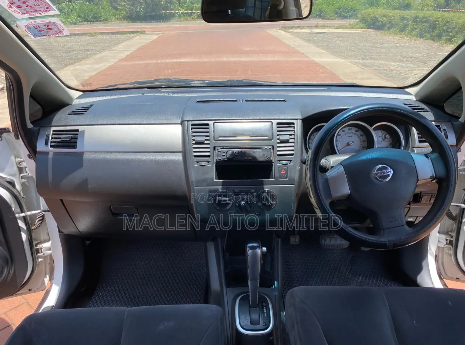 Nissan Tiida 2009