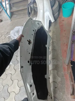 Toyota Wish 2012/2015 BONNET