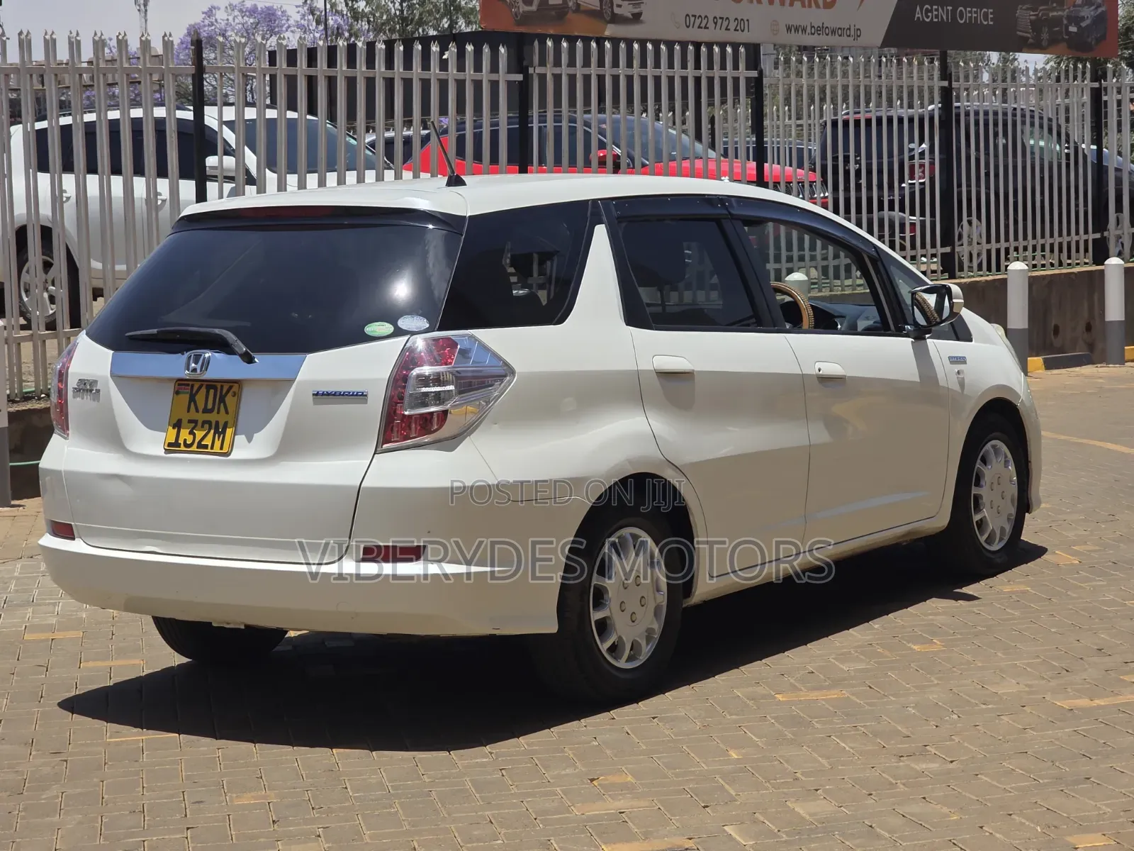 Honda Fit Shuttle 2015 White
