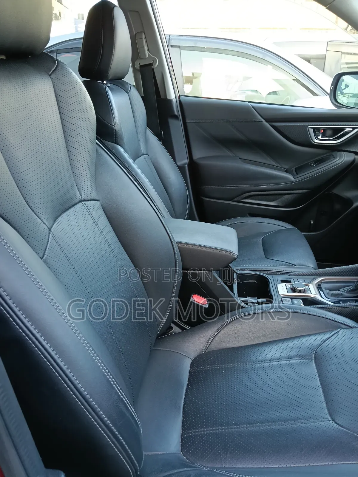 Subaru Forester Base AWD 2019 Red