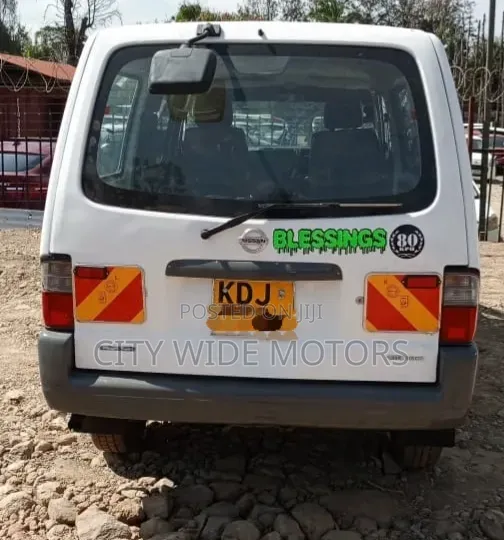 Nissan Vanette 2014 White