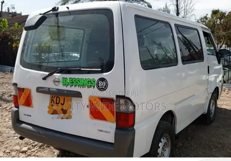 Nissan Vanette 2014 White
