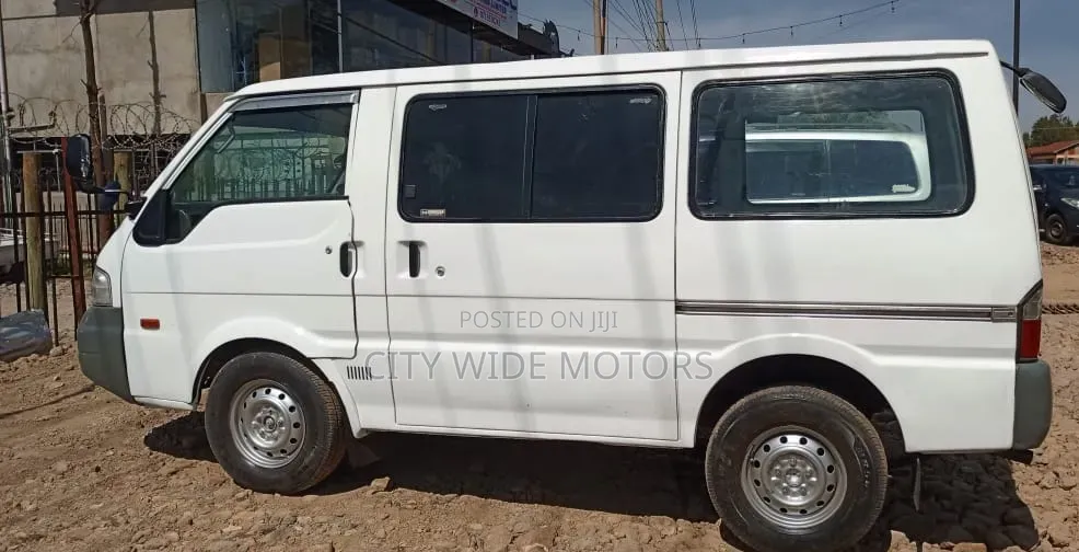 Nissan Vanette 2014 White