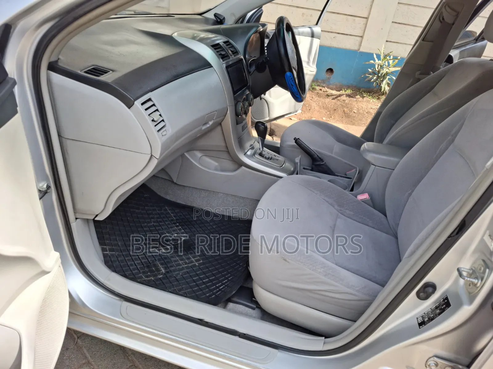 Toyota Axio 1.5 X 2WD 2012 Silver