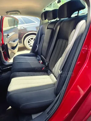 Mazda Axela 2018 Red