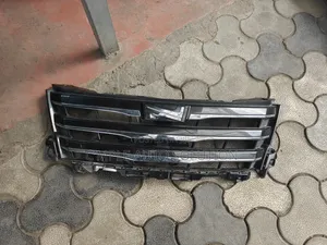 Toyota Noah 2015 (ZR80/) FRONT GRILLE