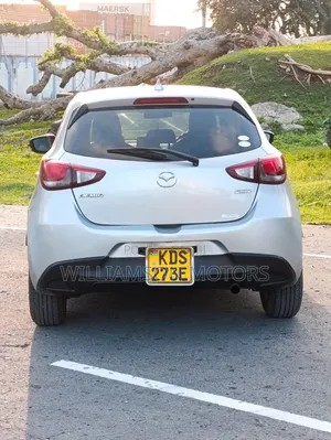 Mazda Demio 2017 Silver