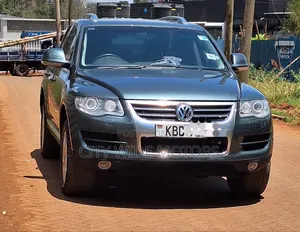 Volkswagen Touareg V6 TDI 2010 Gray