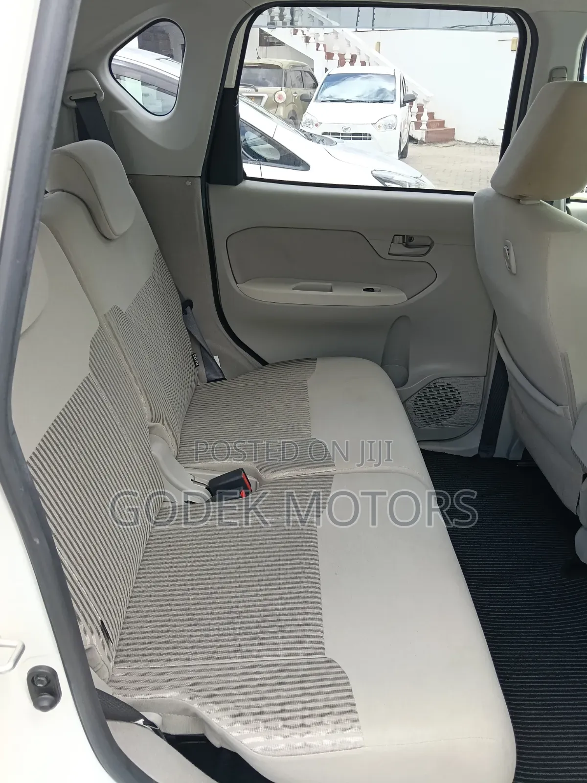 Daihatsu Move 2019 White