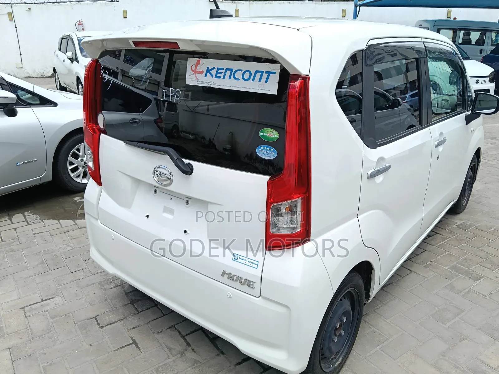 Daihatsu Move 2019 White