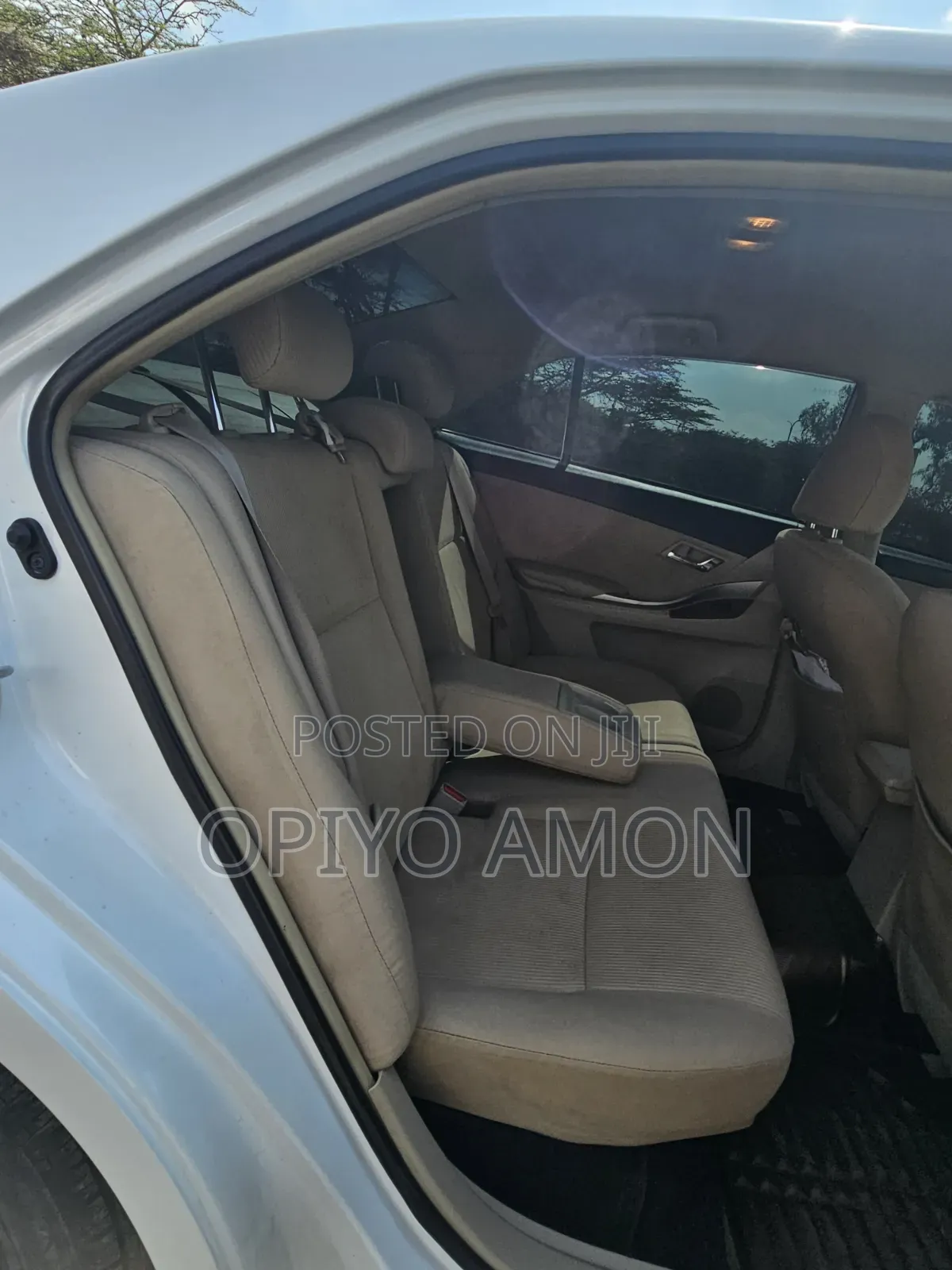 Toyota Premio 2014 White