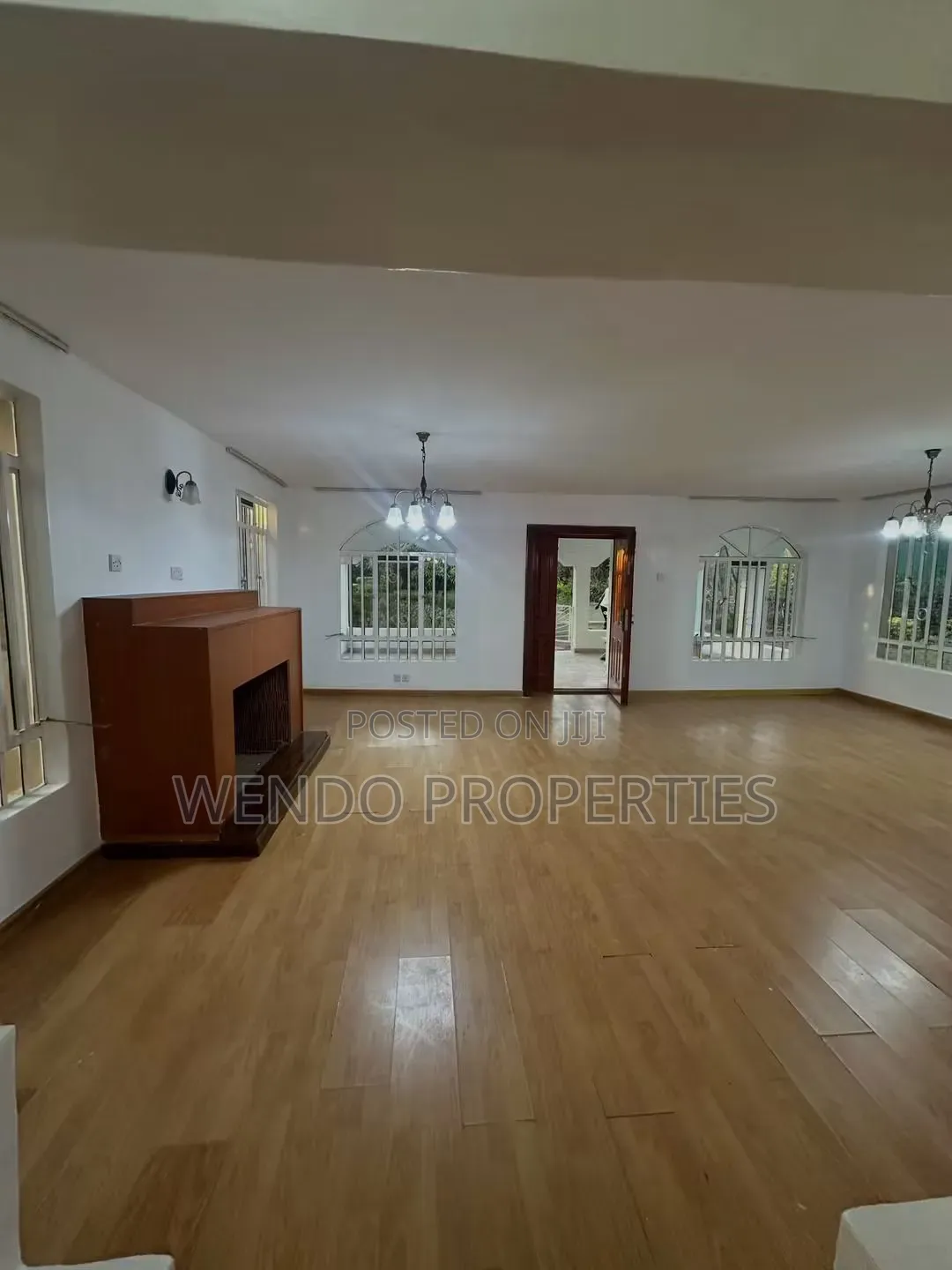 5bdrm Villa in Hardy for rent