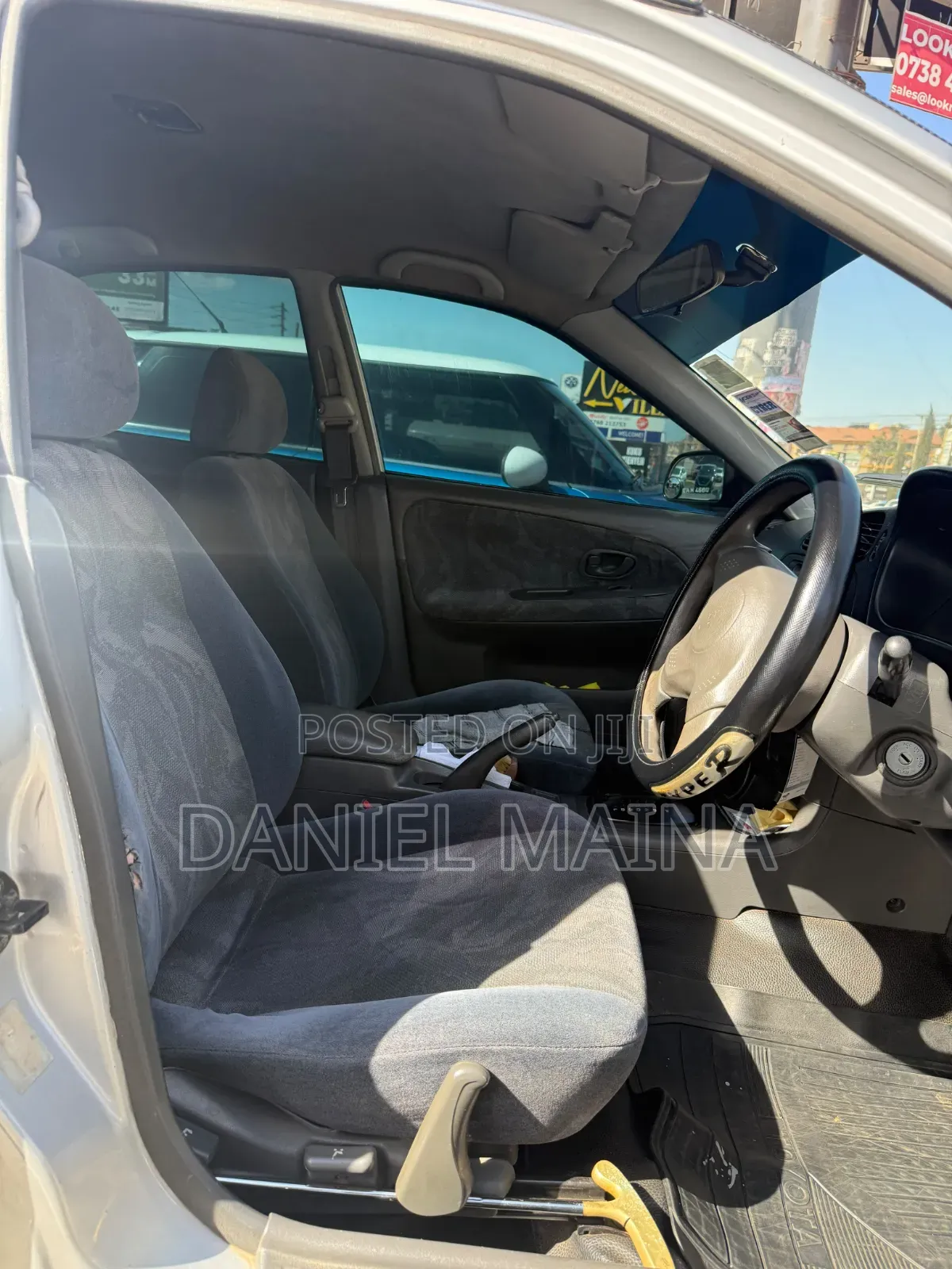 Mitsubishi Lancer Cedia 2000 Silver