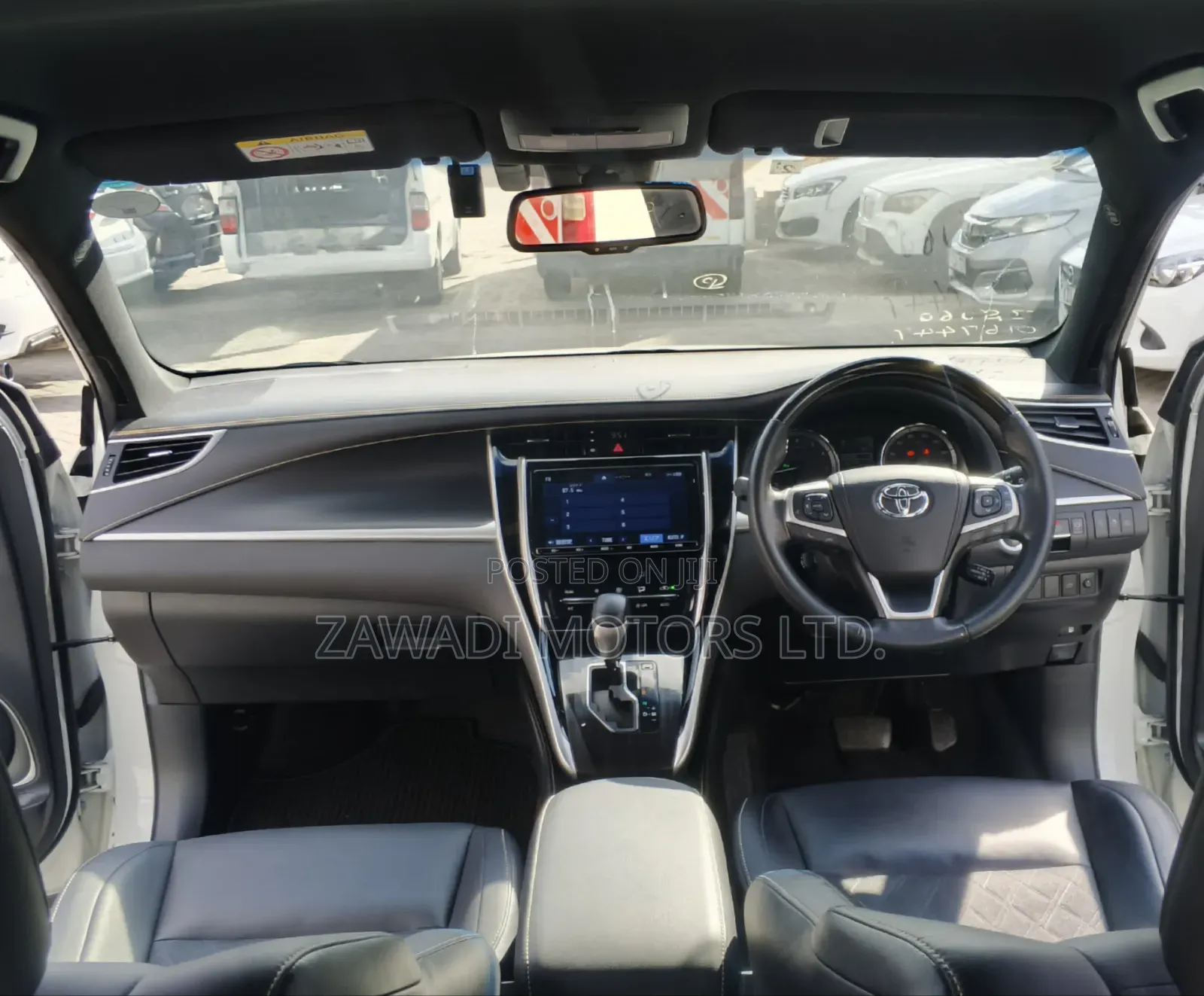 Toyota Harrier 2.0 2019 White