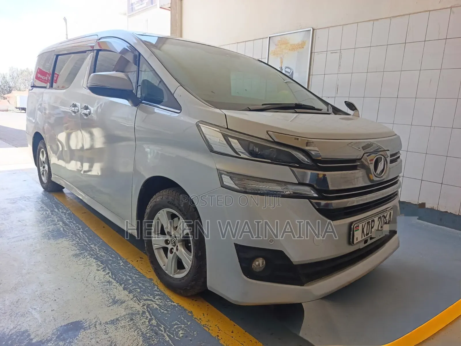 Toyota Vellfire 2016 Silver