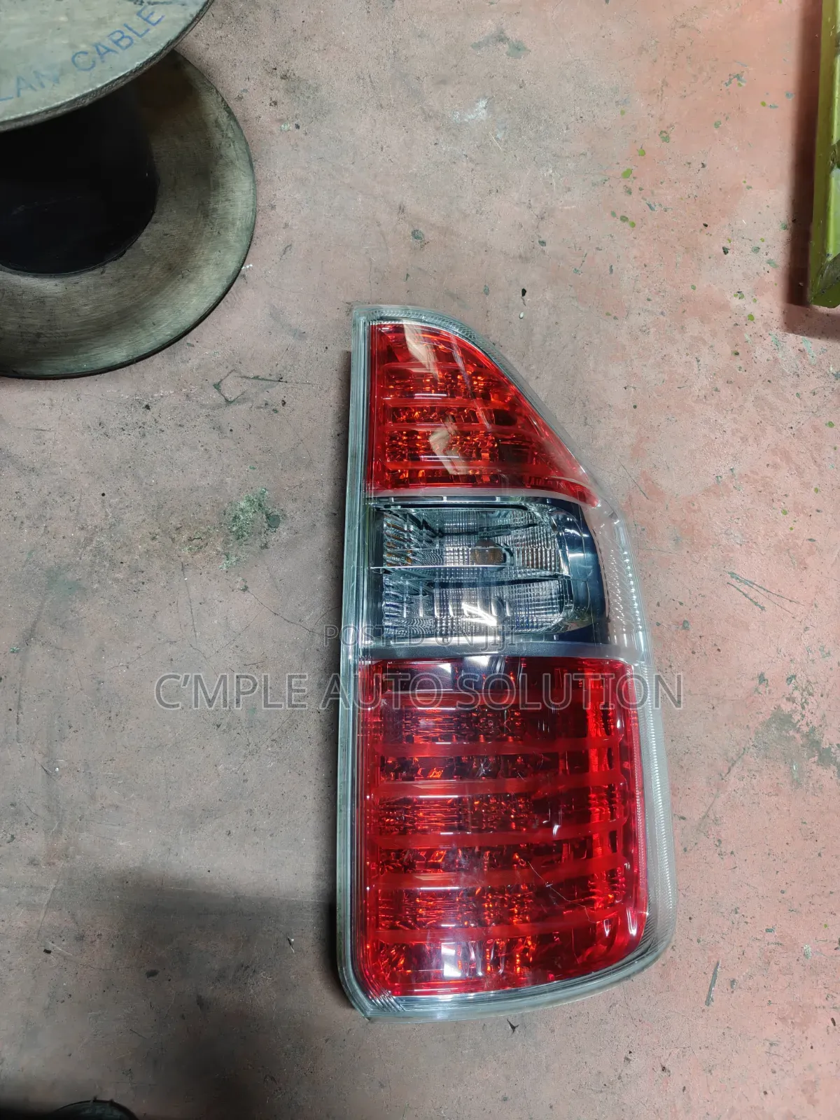 Toyota Noah 2008 Model Taillight